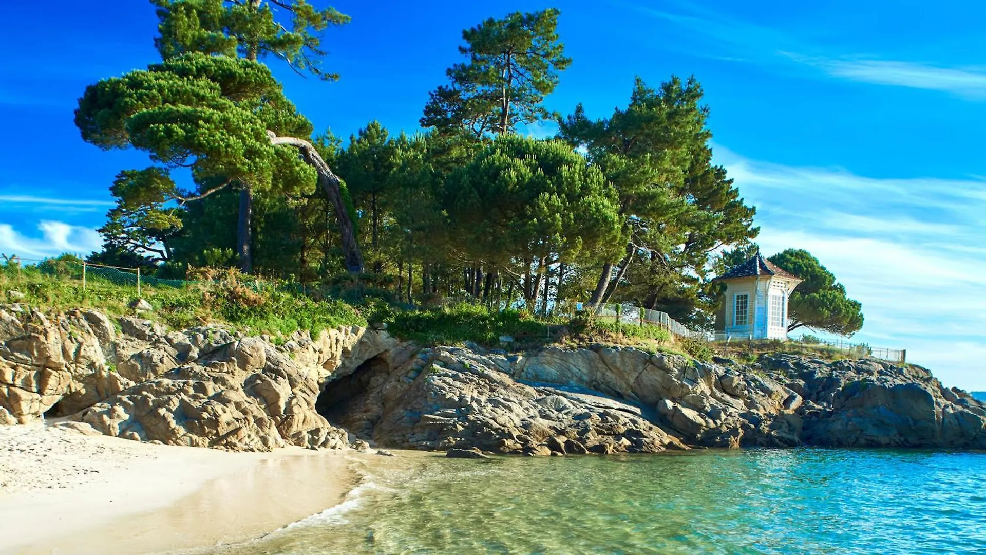 Maison Neuve Avec Terrasse Et Jardin Pour 6 Fouesnant Holiday home